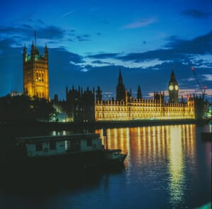 Palace of westminster and big ben at dusk